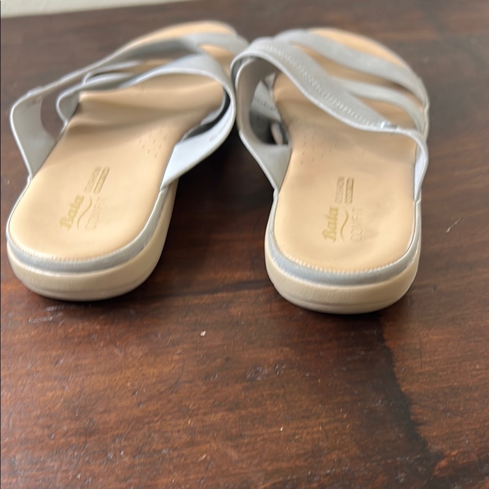 Bata comfort fit Gray and Tan Slide Sandals with Crossover Straps Sz 41 - Picture 6 of 9